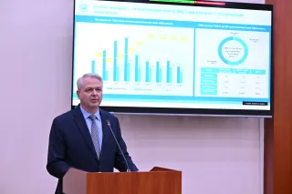 Фото: пресс-служба Парламента РК