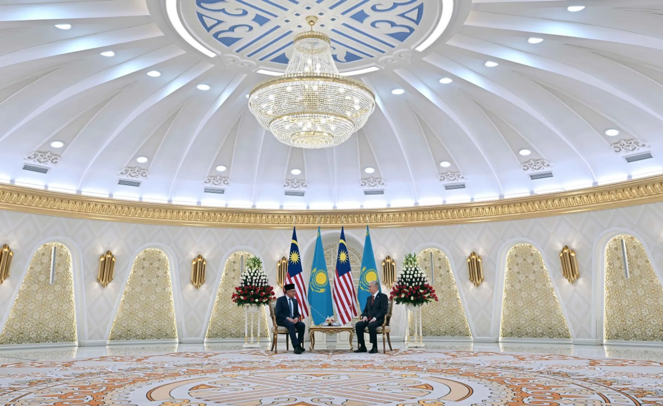 Президент встретился с премьер-министром Малайзии - Image Kapital.kz