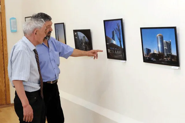В Астане проходит фотовыставка известного врача-дантиста
