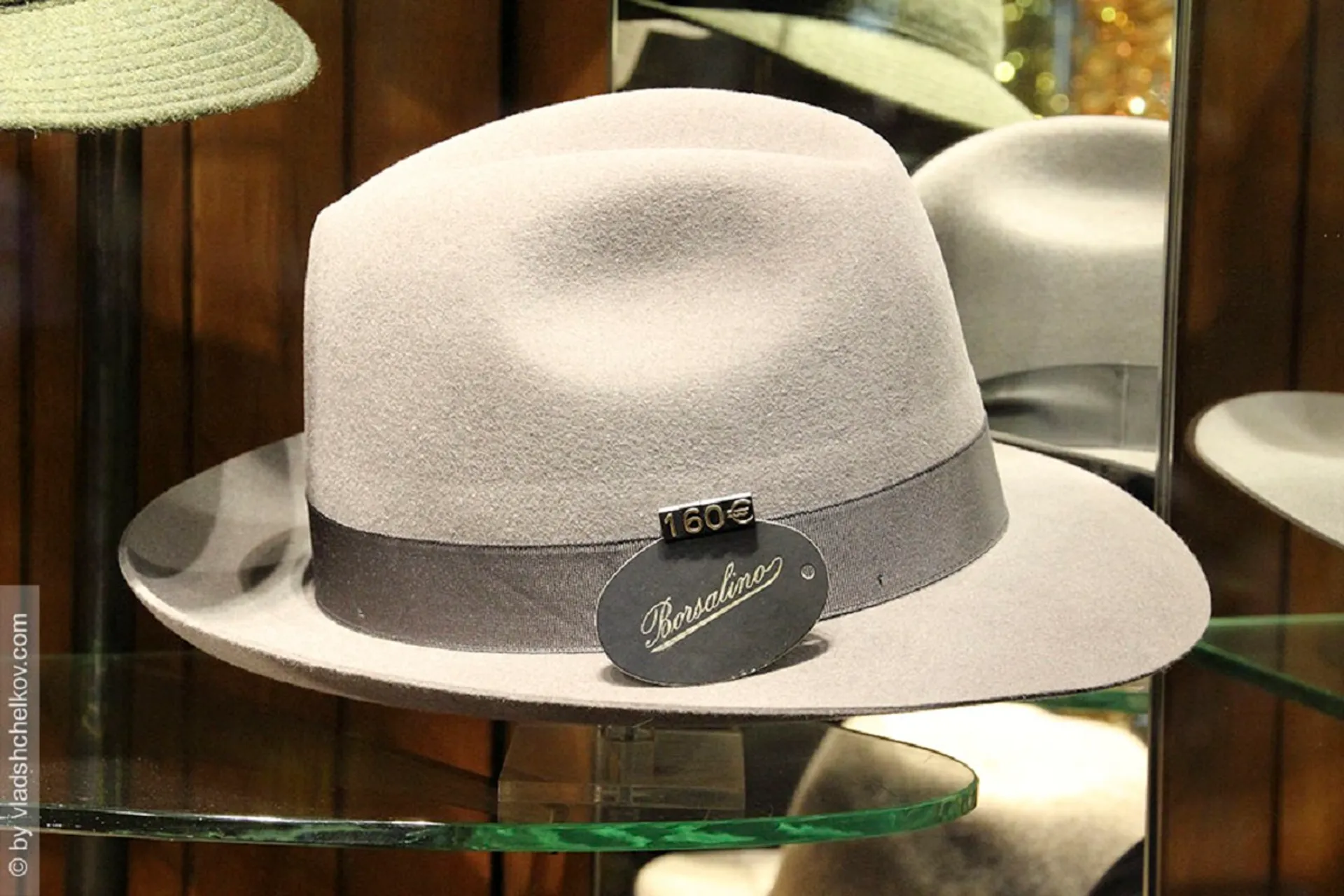 Капитал - Джузеппе Borsalino создал любимый аксессуар для гангстеров