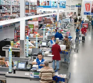 Крупнейший ритейлер мира Wal-Mart закроет 10% оптовых магазинов