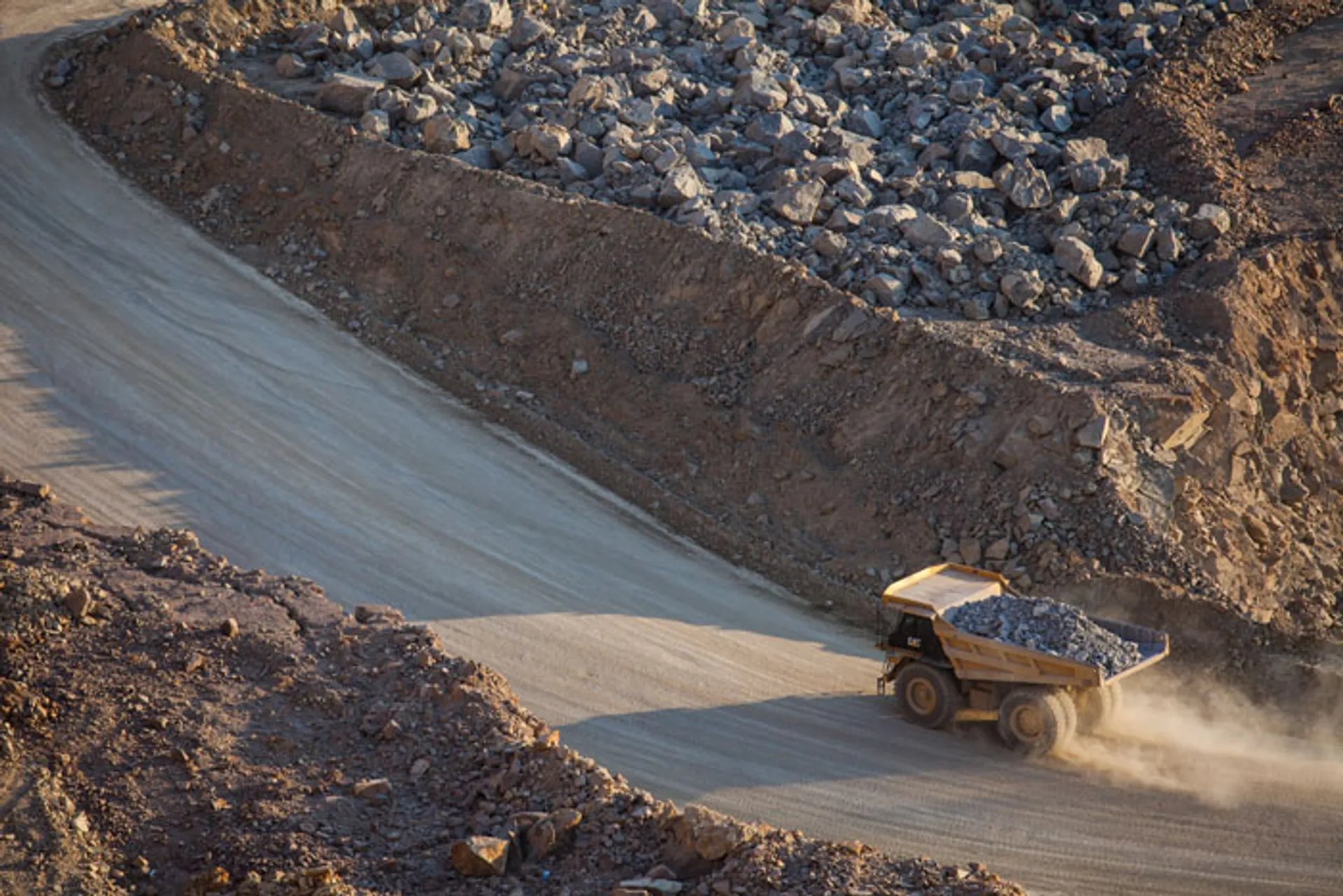 Капитал - Недофинансирование геологоразведки приведет к снижению добычи нефти