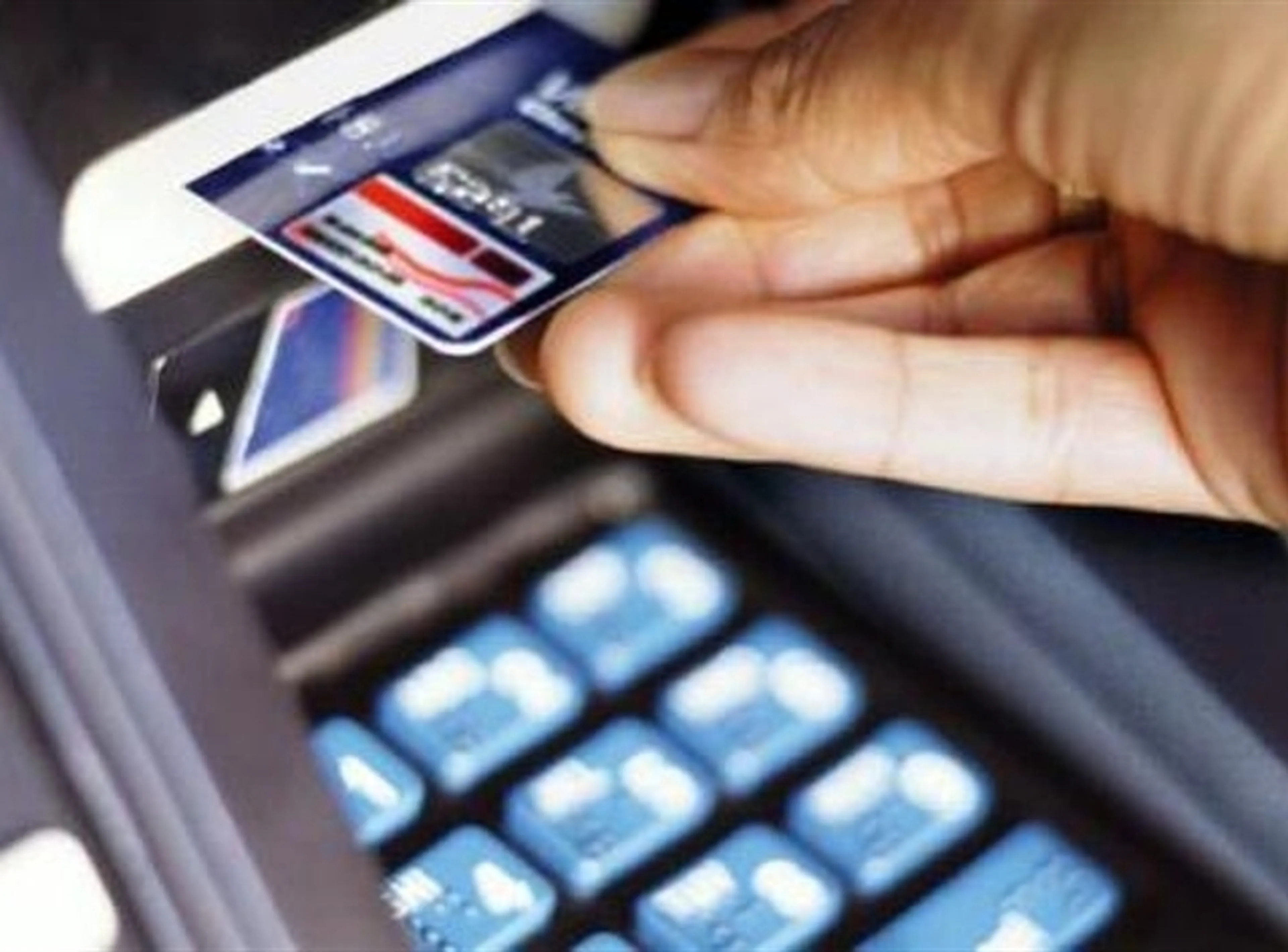 Капитал - Казахстанцы не пользуются кредитками