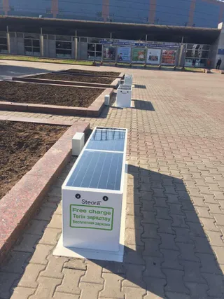 Капитал - В Астане установили станции для подзарядки мобильников