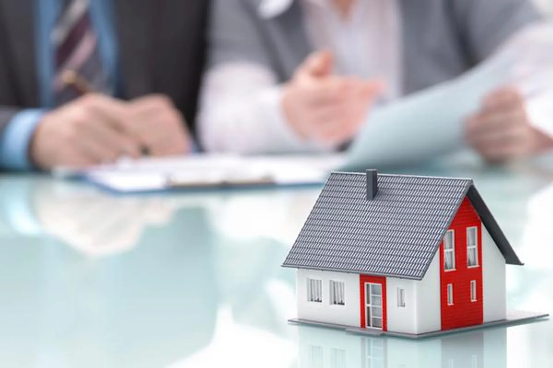 Капитал - На легализацию поступило почти 55 тысяч заявлений