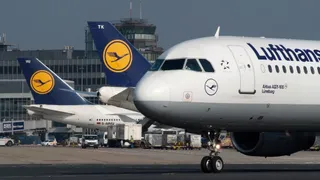 Капитал - Lufthansa намерена отменить 22 рейса