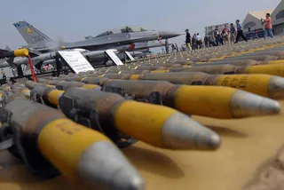 Капитал - Военные расходы в мире выросли до $1,7 трлн