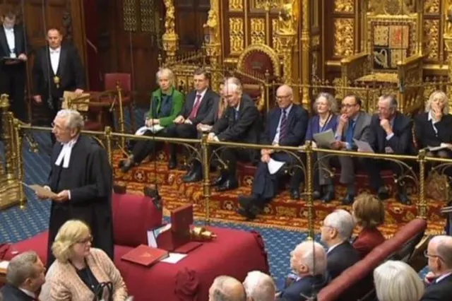 Палата лордов утвердила проект о переносе Brexit