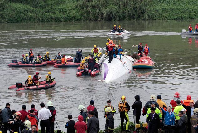 Число погибших при крушении TransAsia возросло до 32- Kapital.kz