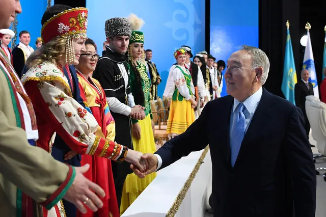 Президент поздравил казахстанцев с праздником 1 мая