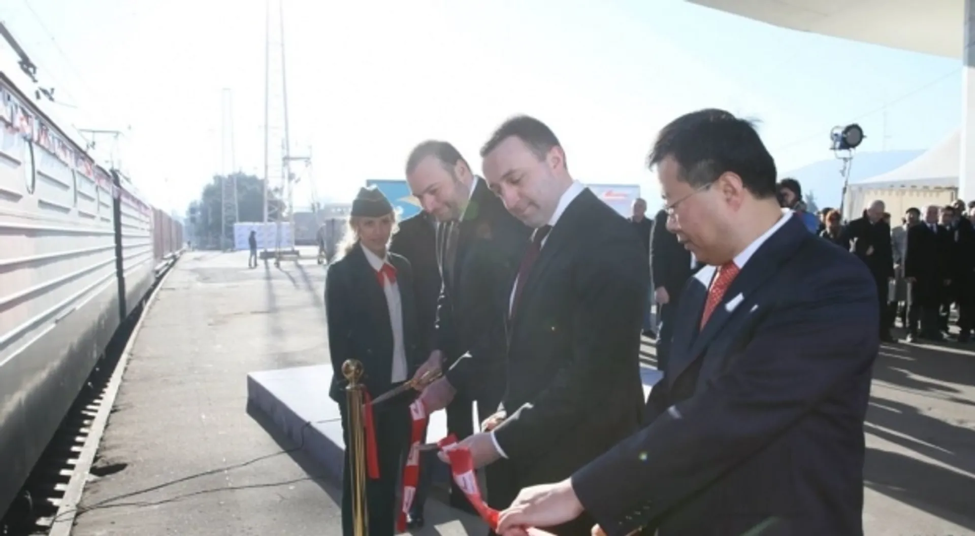 Капитал - Первый поезд проекта «Новый Шелковый путь»