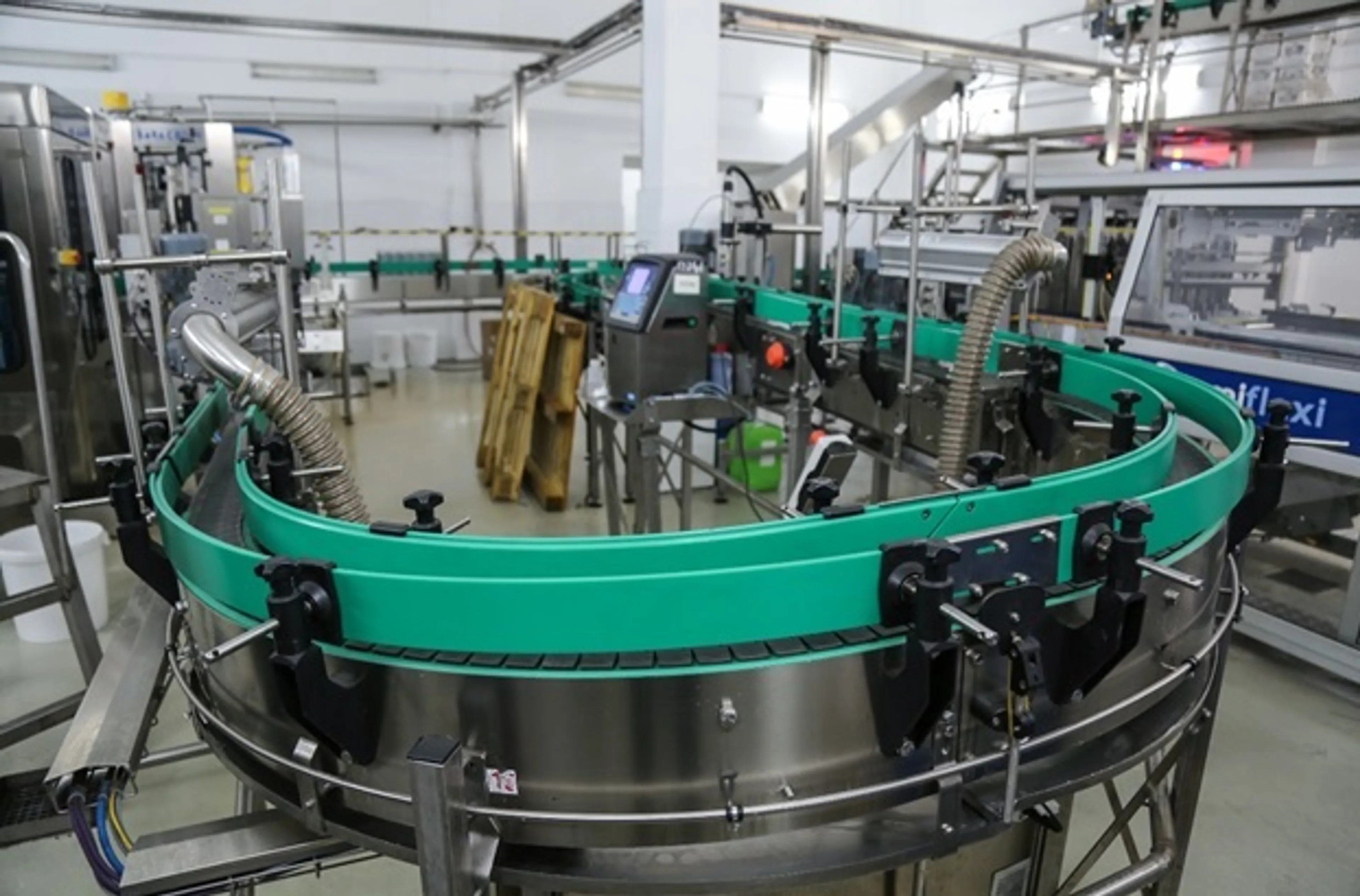 Капитал - Представители торговой сети Эссен встретились с казахстанскими производителями