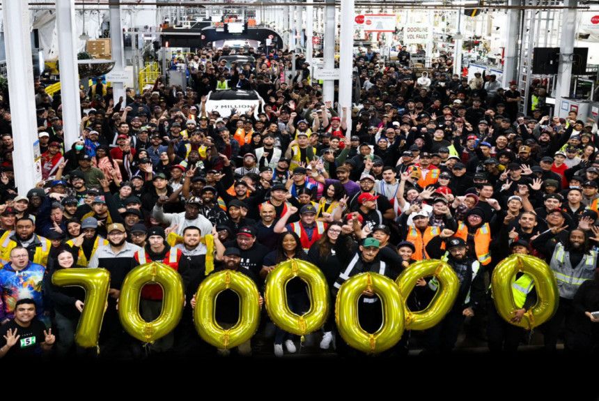 Новые хозяева McLaren, достижение Tesla, падение «немцев» и новые батареи CATL 3463692 — Kapital.kz 
