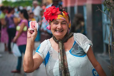 От бивалютной системы откажется Куба