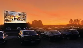 Капитал - Кинотеатр под открытым небом возобновил работу в Нур-Султане