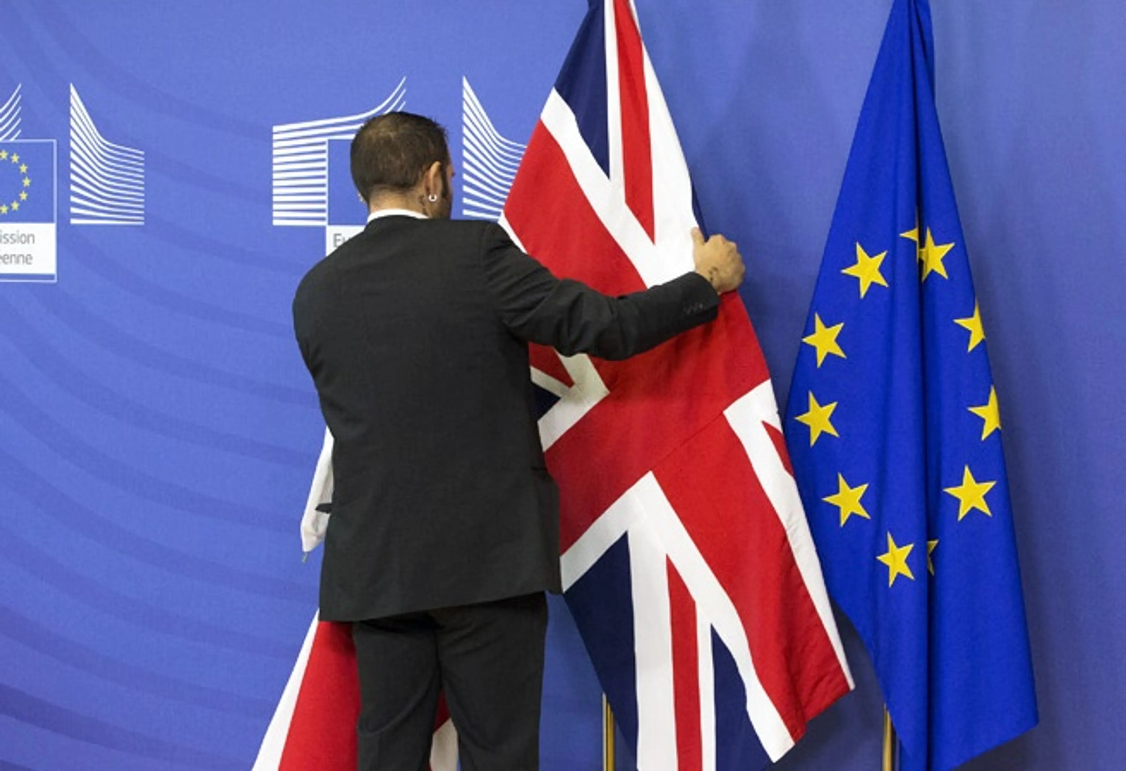 Капитал - Великобритания потеряет $145 млрд в случае выхода из ЕС