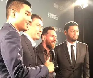 Кенес Ракишев презентовал первый в мире блокчейн-смартфон