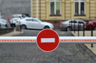 КНБ уступает натиску иностранных туристов