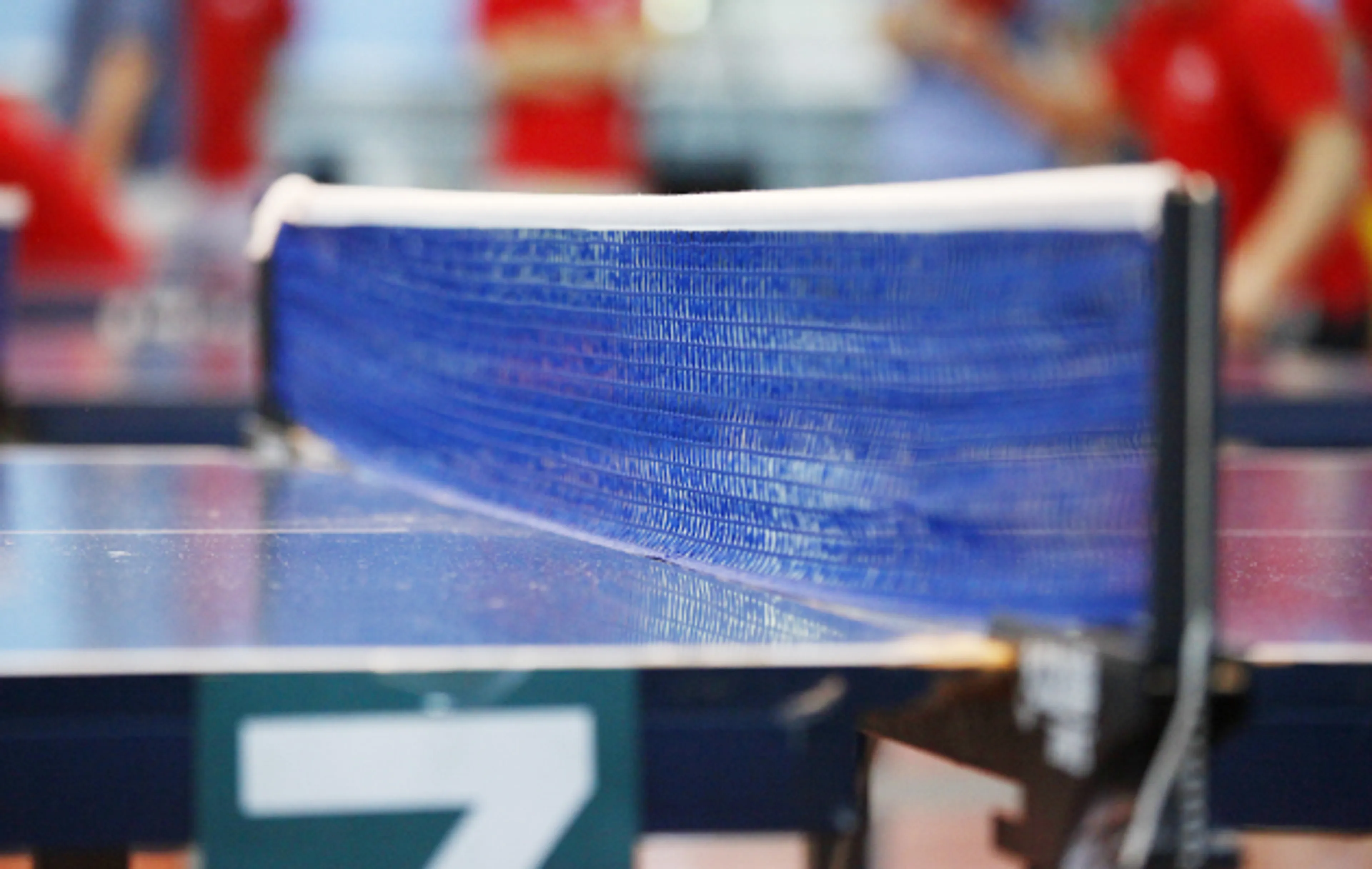 Капитал - Финансисты и СМИ сразились в пинг-понг