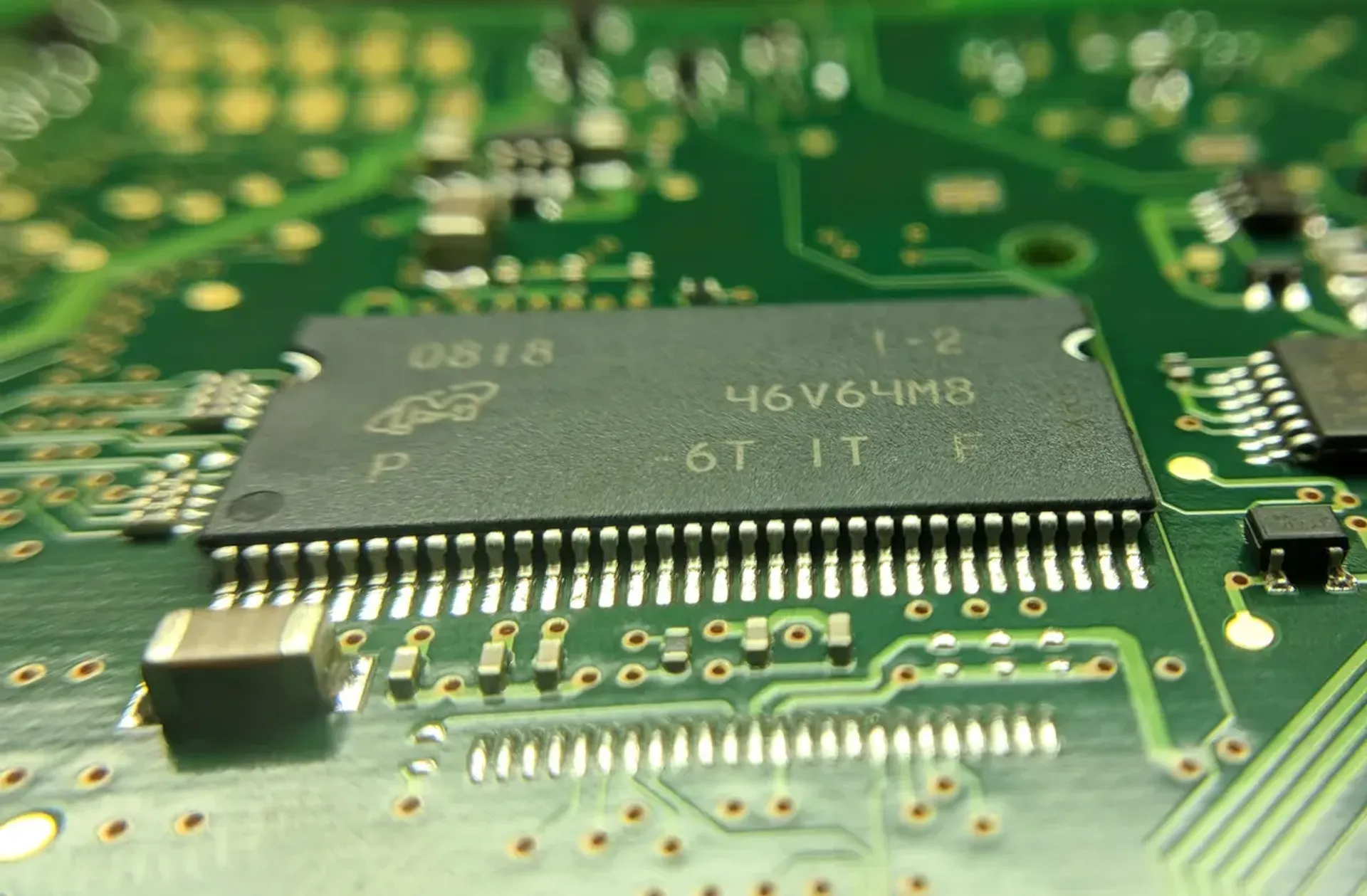 Капитал - Samsung и Tesla заключили контракт на поставку чипов на $16,5 млрд