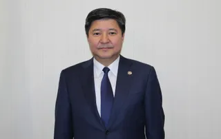 Капитал - Теперь заключенный заслуживает свободу сам