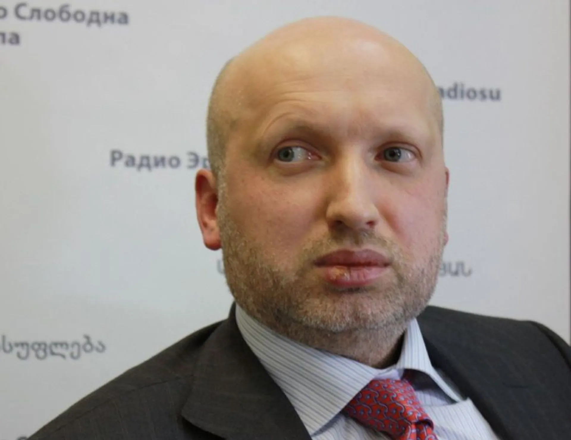 Капитал - И. о президента Украины стал Александр Турчинов