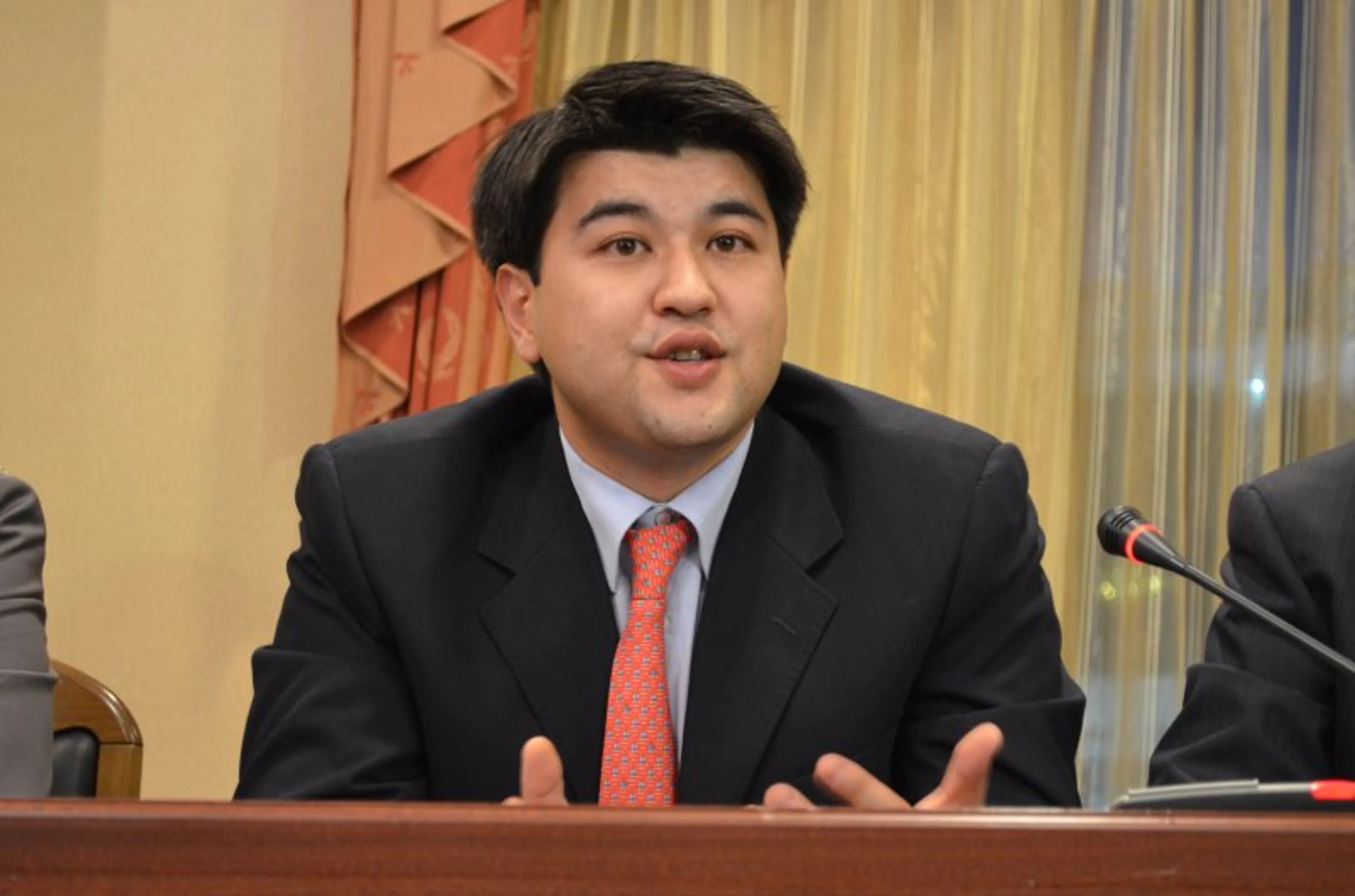 Капитал - Бишимбаев объяснил причины роста цен на «Доступное жилье»