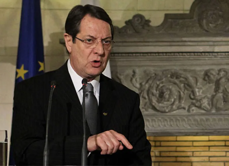 Капитал - Пересмотреть условия помощи просит Кипр