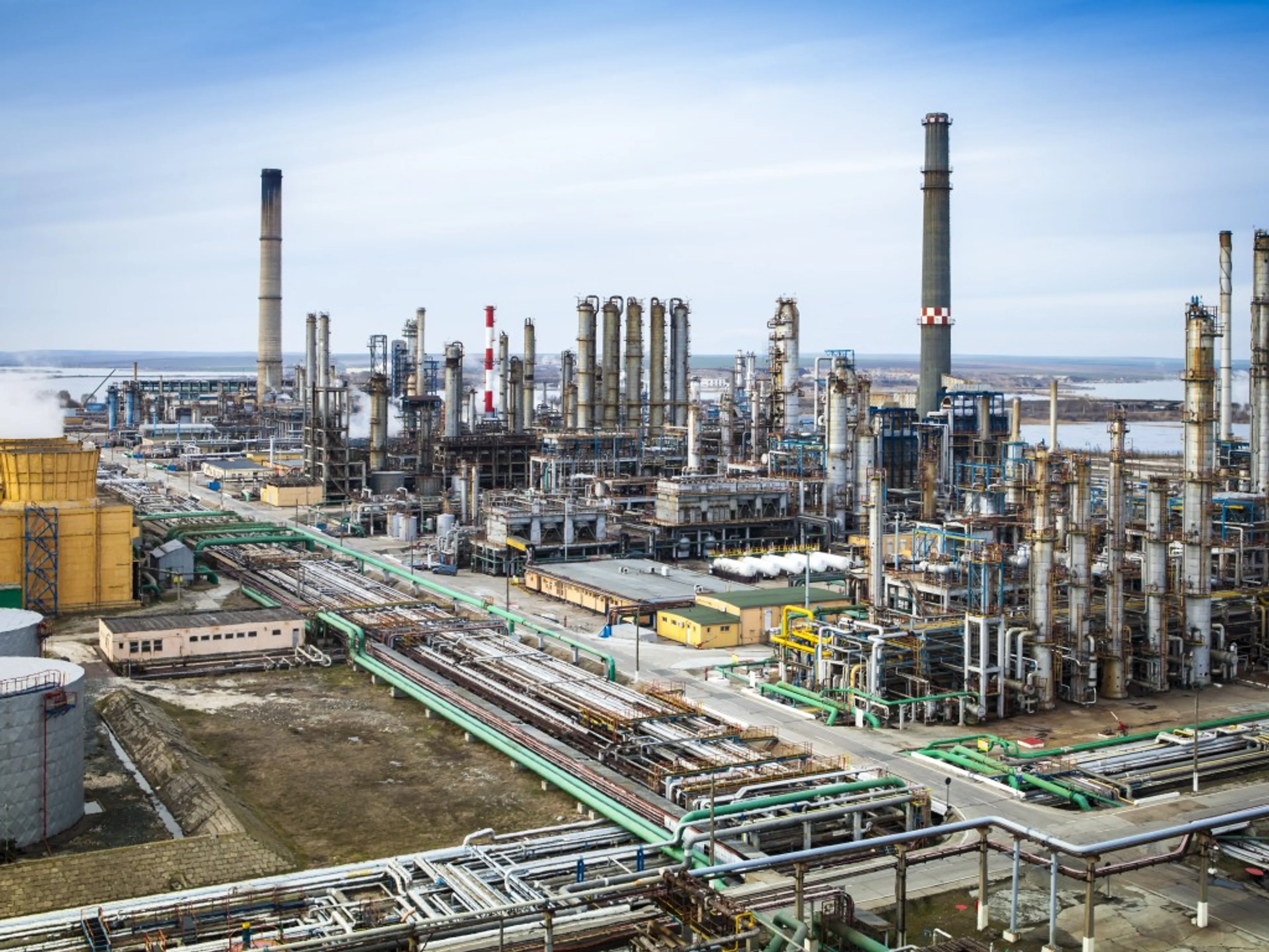 Капитал - KMGI сократила общий долг более чем в два раза