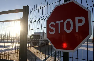 Россия прекратила автомобильные грузоперевозки с Турцией и Польшей