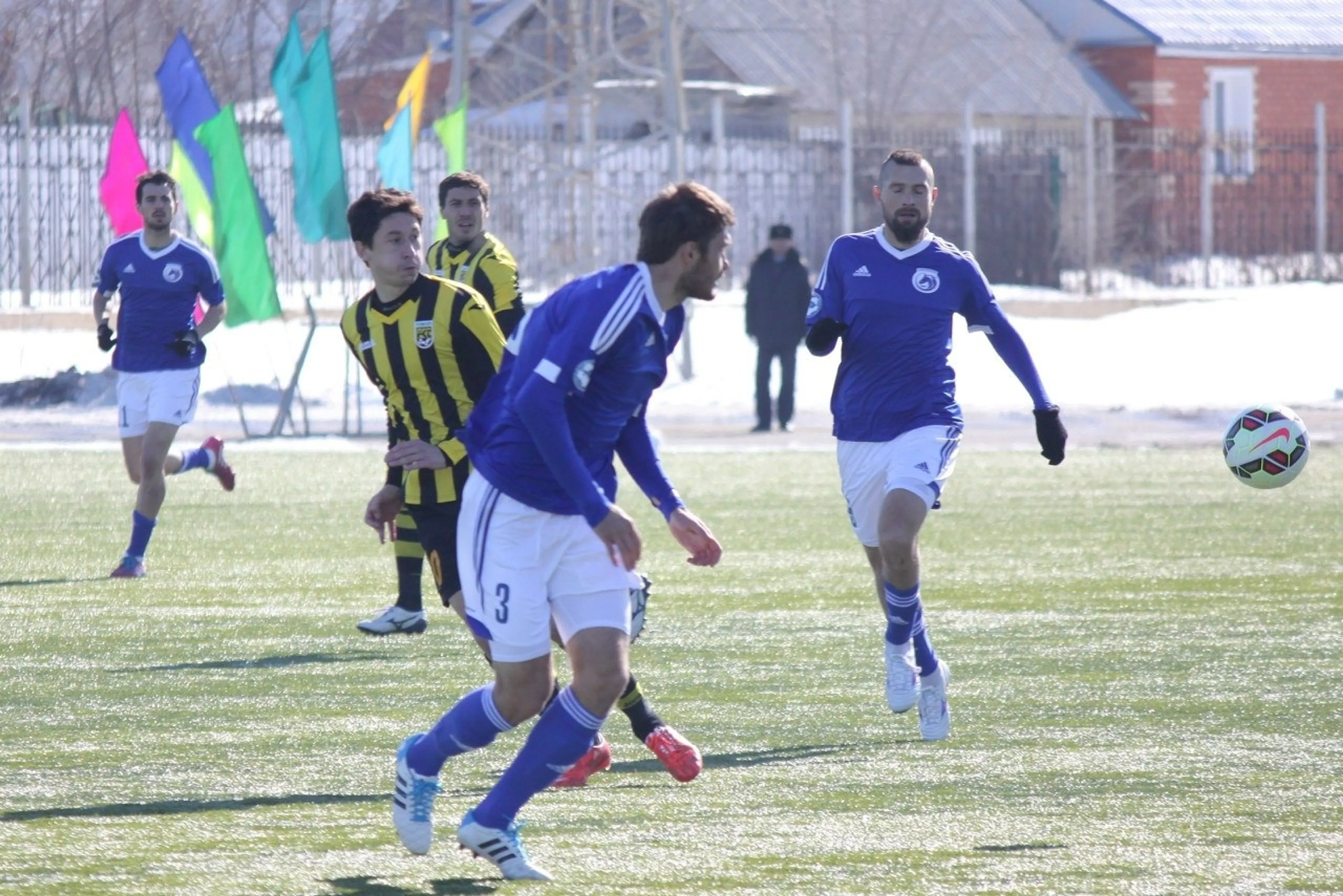 Капитал - Прошли матчи 3-го тура чемпионата Казахстана по футболу