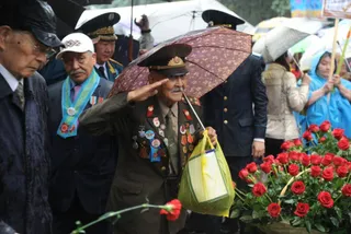 Капитал - Ветеранам Актюбинской области к 9 мая выплатят по 300 тысяч тенге