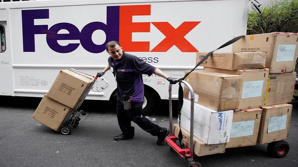 Капитал - FedEx приобретает TNT Express