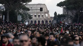 Капитал - Сотни человек протестуют в Милане против открытия выставки «ЭКСПО-2015»