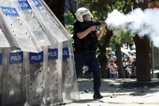 Капитал - Демонстрантов в Анкаре разогнали газом