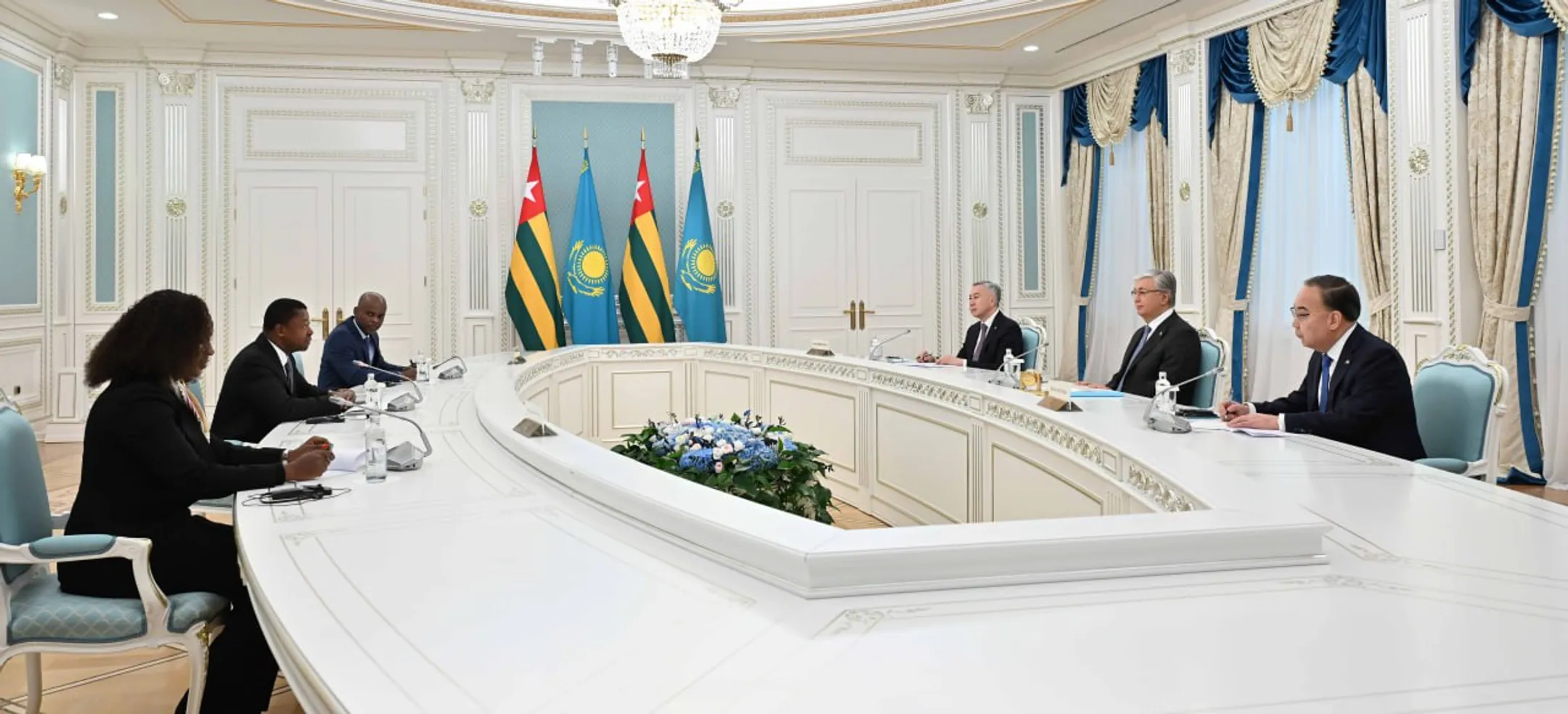 Президенты Казахстана и Того провели переговоры в узком составе - Image Kapital.kz