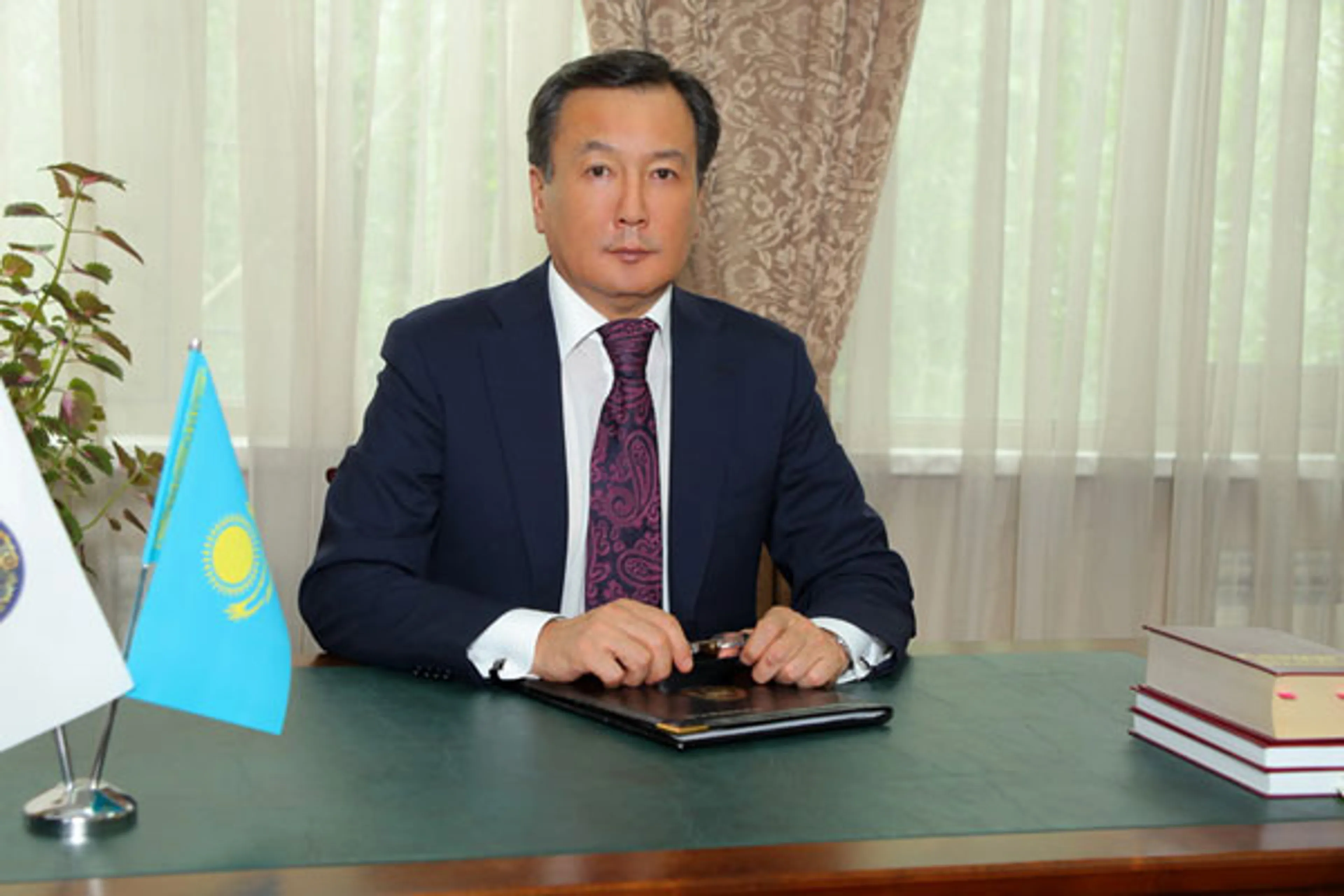 Капитал - Минюст: Серик Нугманов отстранен от должности