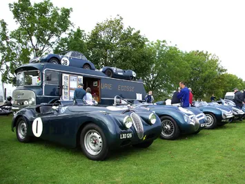 Коллекция Ecurie Ecosse ушла с молотка