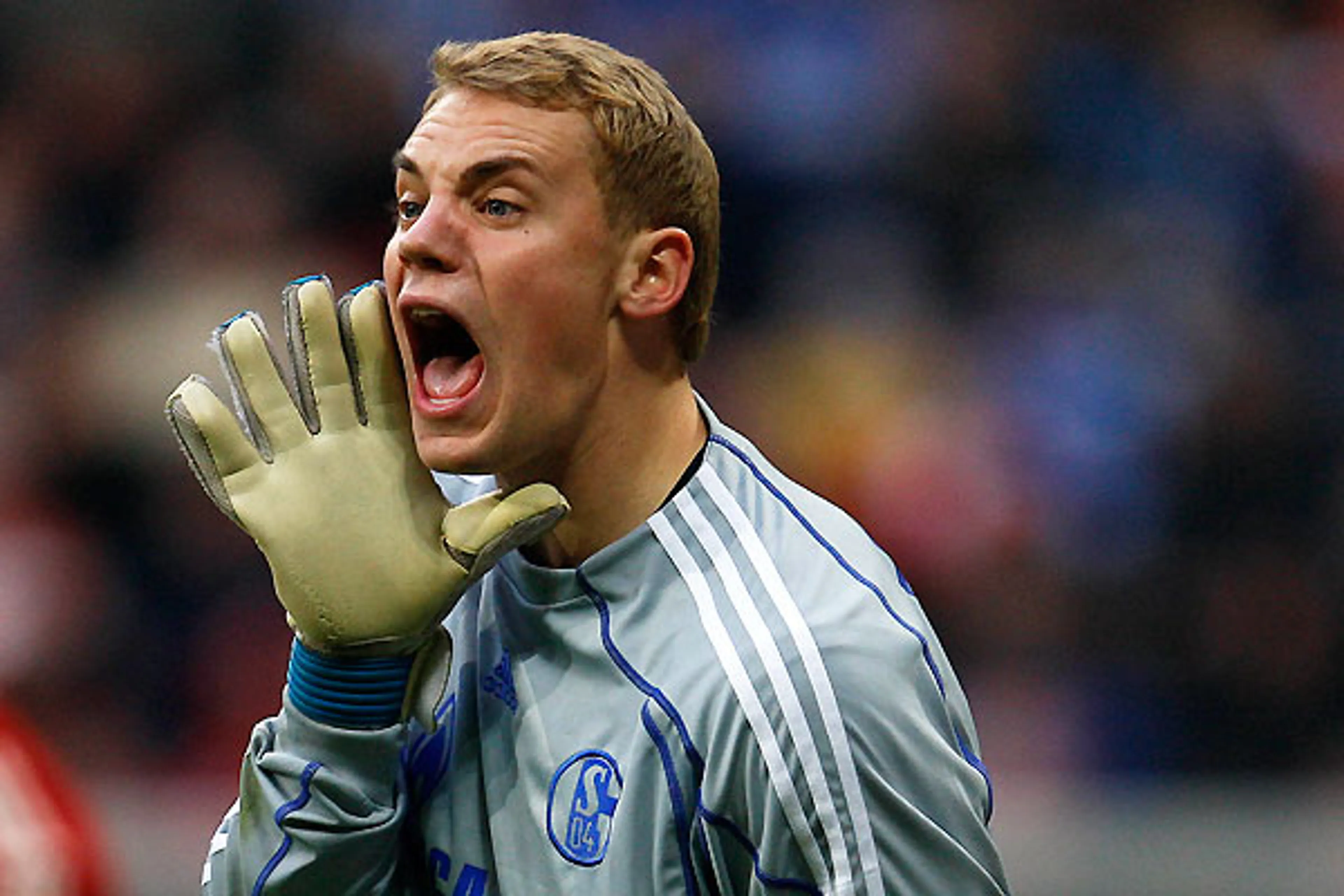 Капитал - Нойер опередил Буффона в борьбе за титул лучшего вратаря года