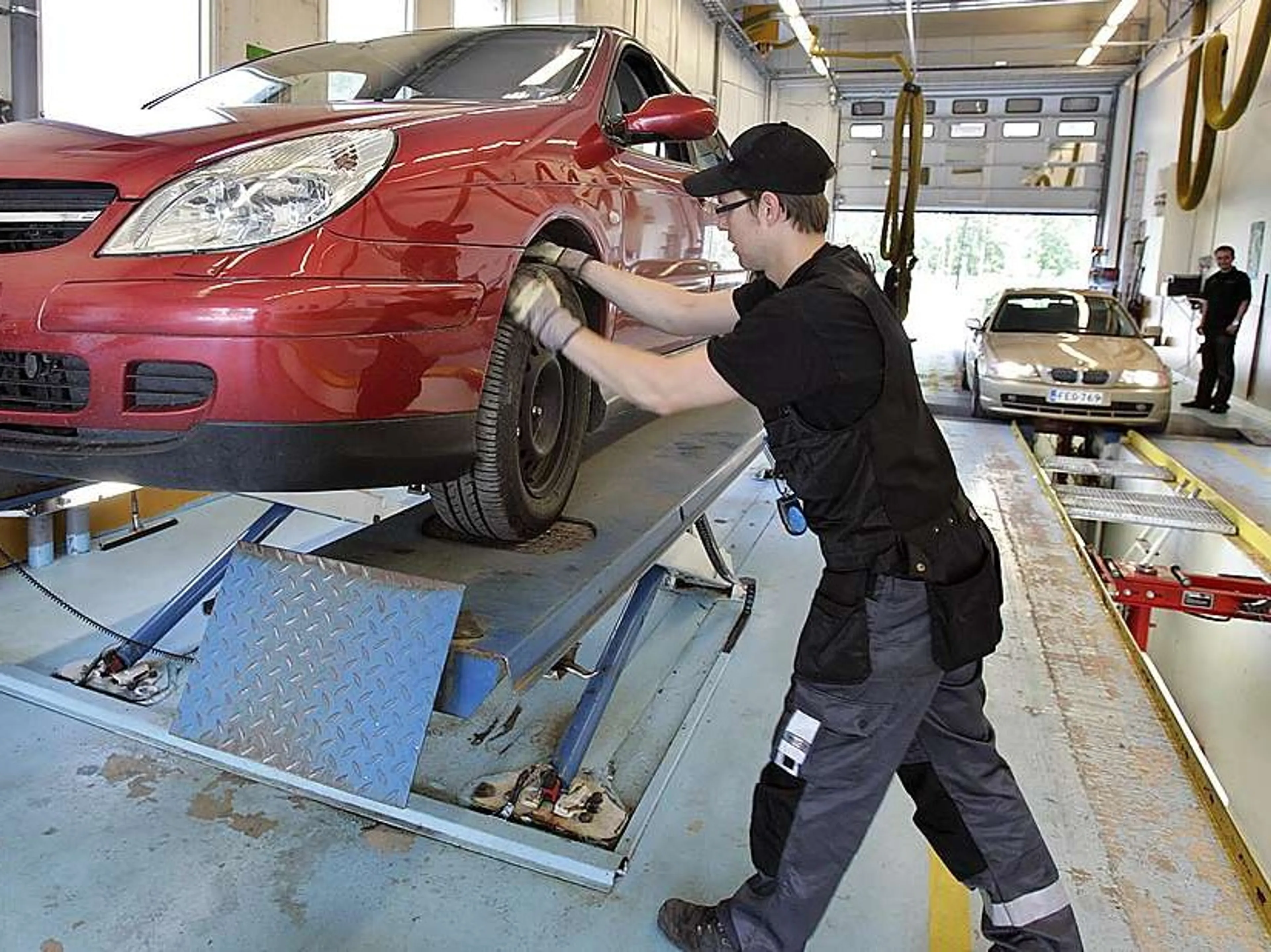 Капитал - Новые автомобили не будут проходить техосмотр с 2015 года