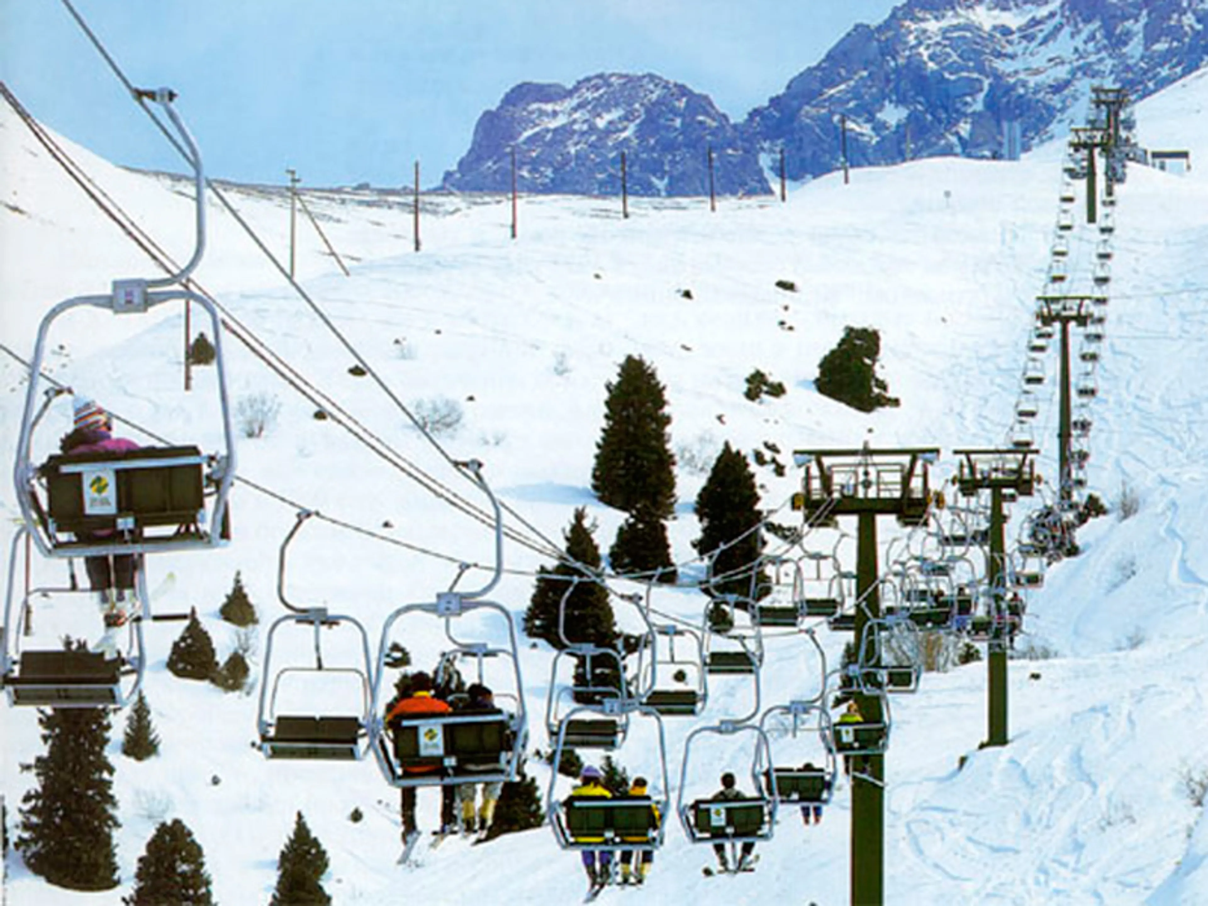 Капитал - Чимбулак оказался в тройке самых популярных горнолыжных курортов для россиян