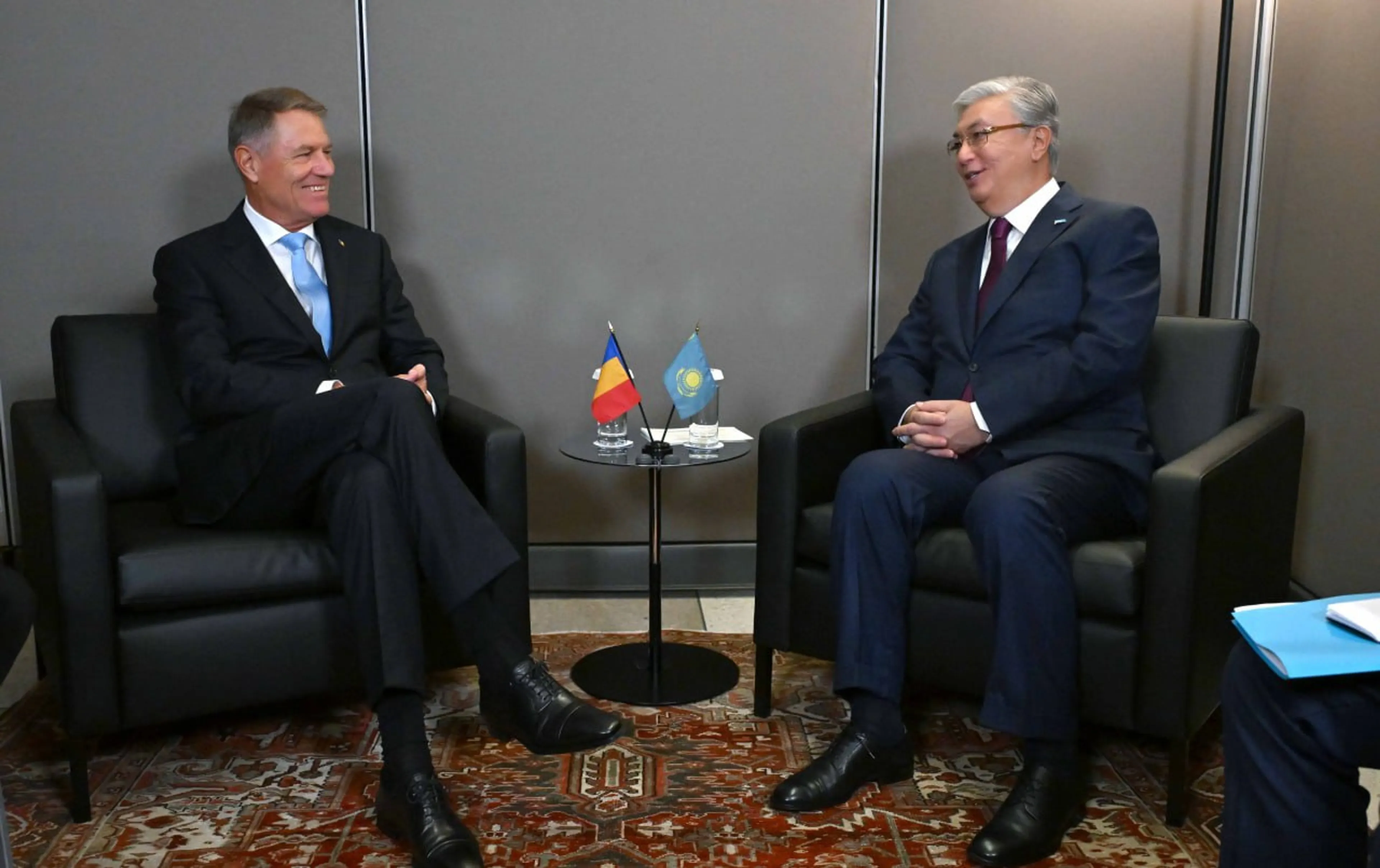 Капитал - Касым-Жомарт Токаев провел переговоры с президентом Румынии Клаусом Йоханнисом