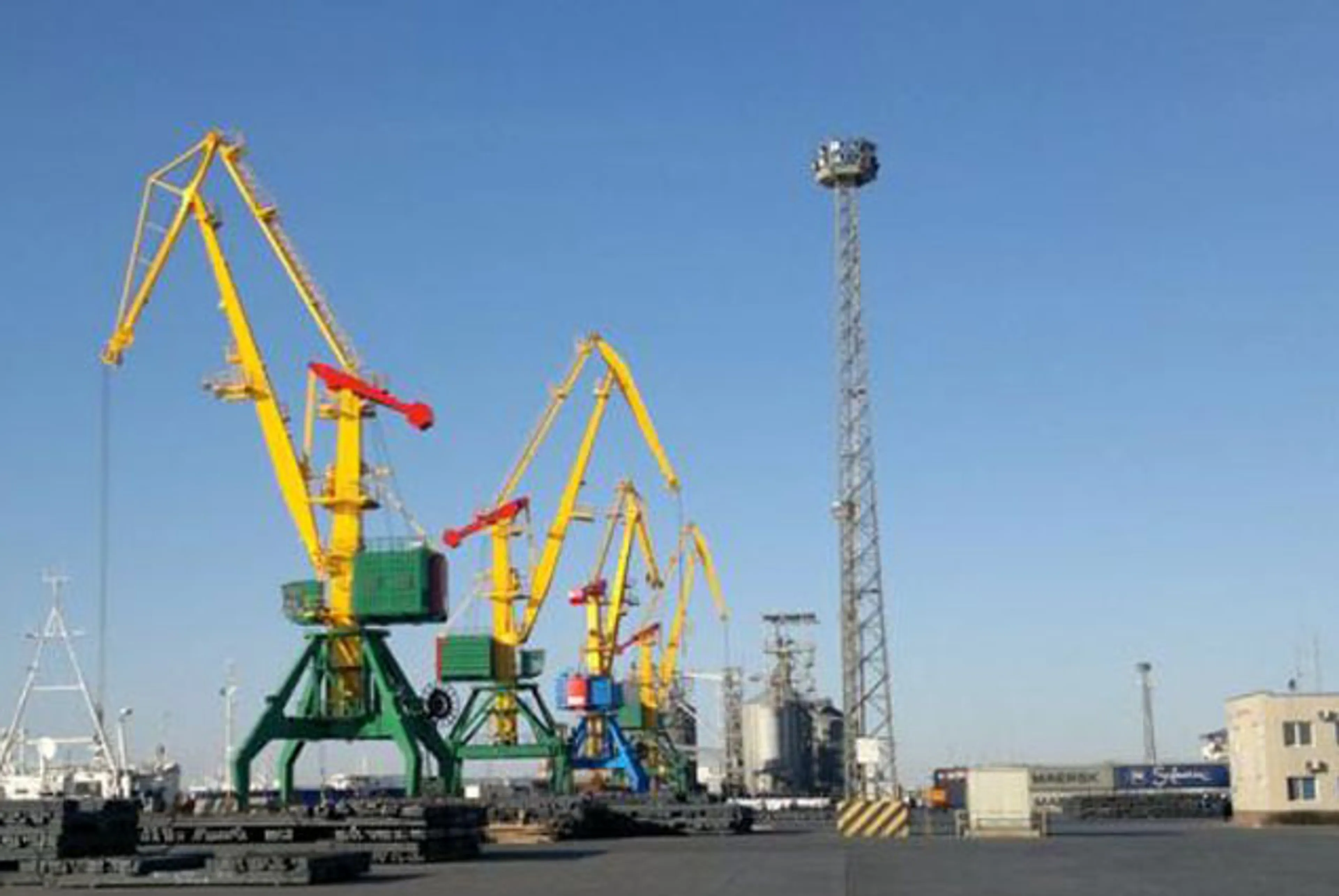 Капитал - Расширение морпорта Актау на север завершится в 2016 году