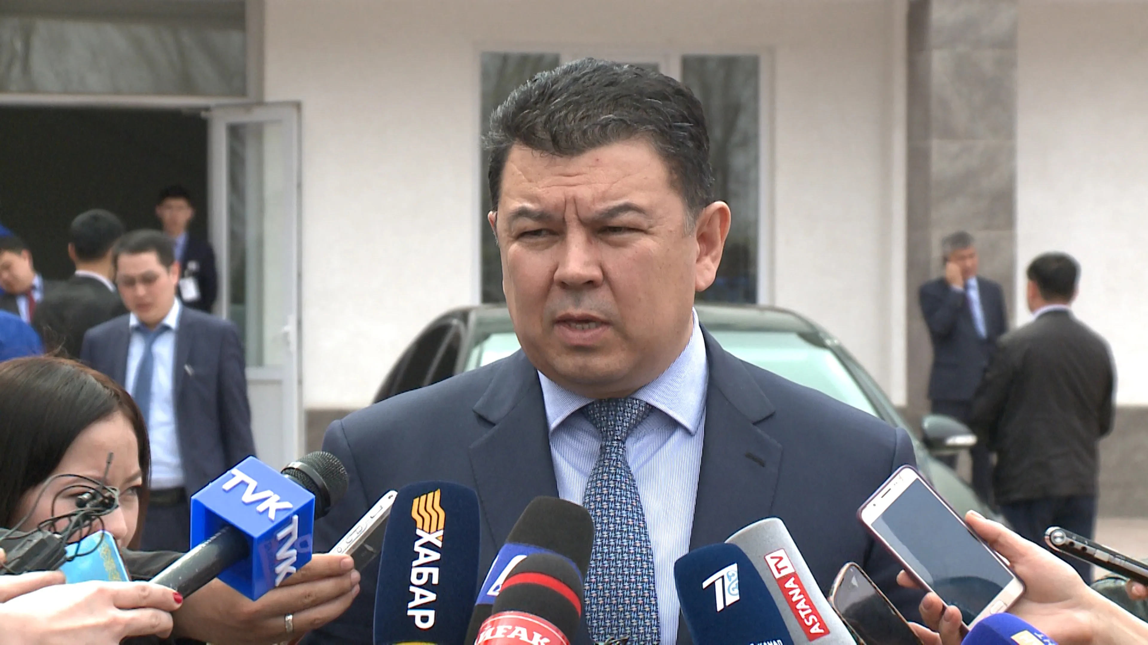 Капитал - Канат Бозумбаев: Надо работать с нефтяниками, чтобы они аппетиты поумерили