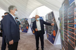 Капитал - Президент посетил новый парк и аэропорт в Туркестанской области