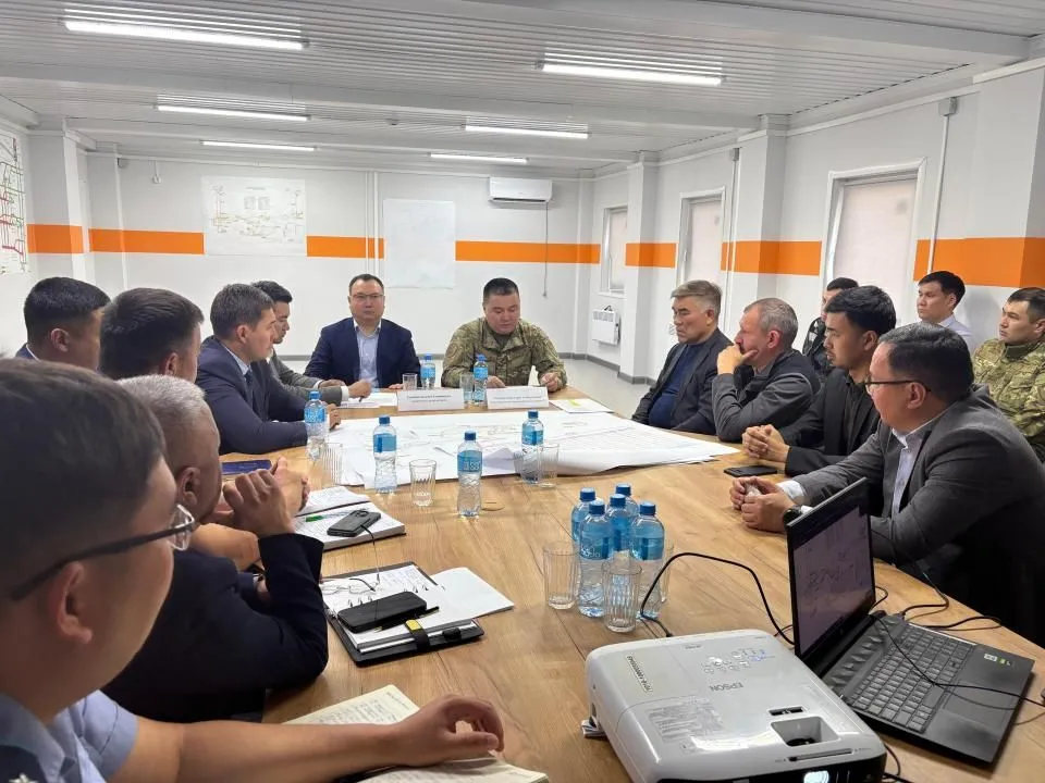 Создана комиссия по расследованию аварии на шахте Казхрома 