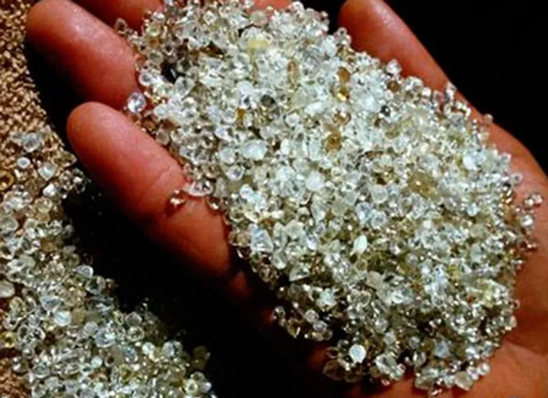 Капитал - Лукойл начнет добывать алмазы