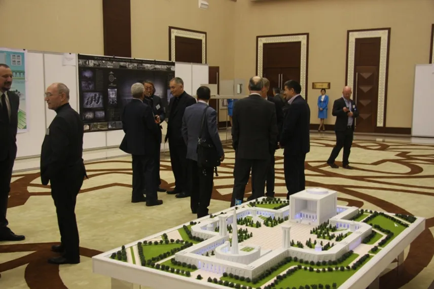 Капитал - Бахыт Султанов прокомментировал строительство пантеона в Астане