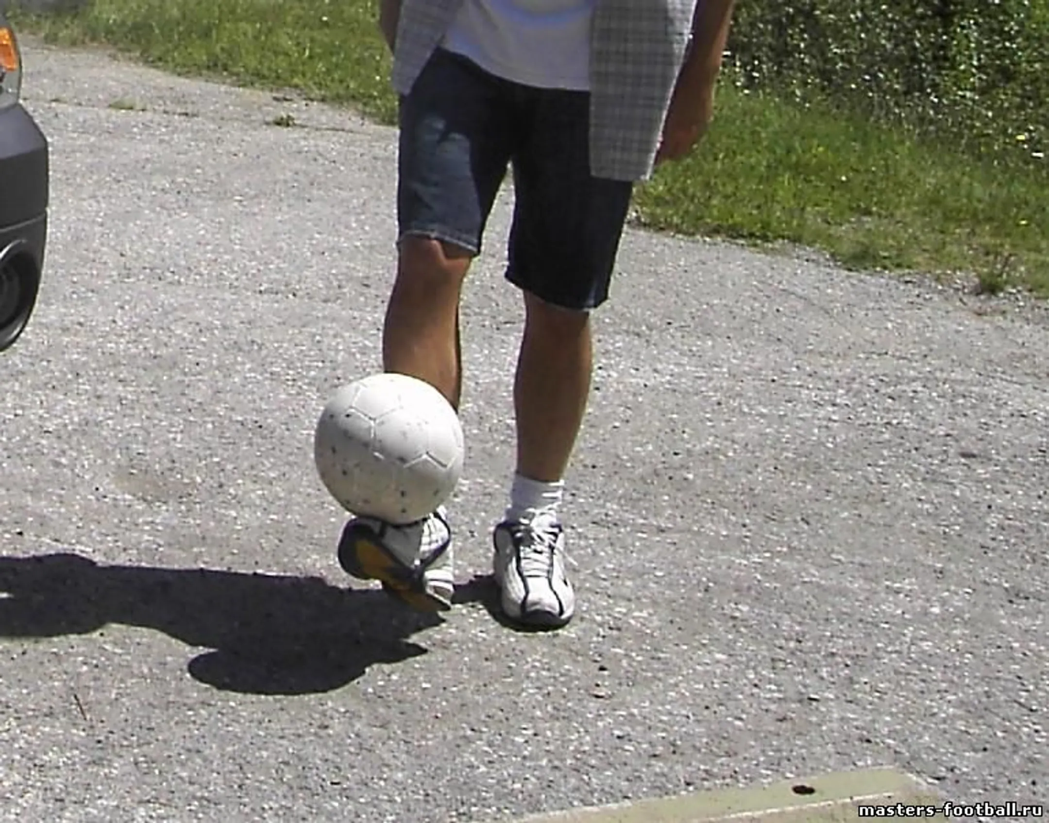 Кубинец побил рекорд Гиннеса в жонглировании мячом головой - Image Kapital.kz