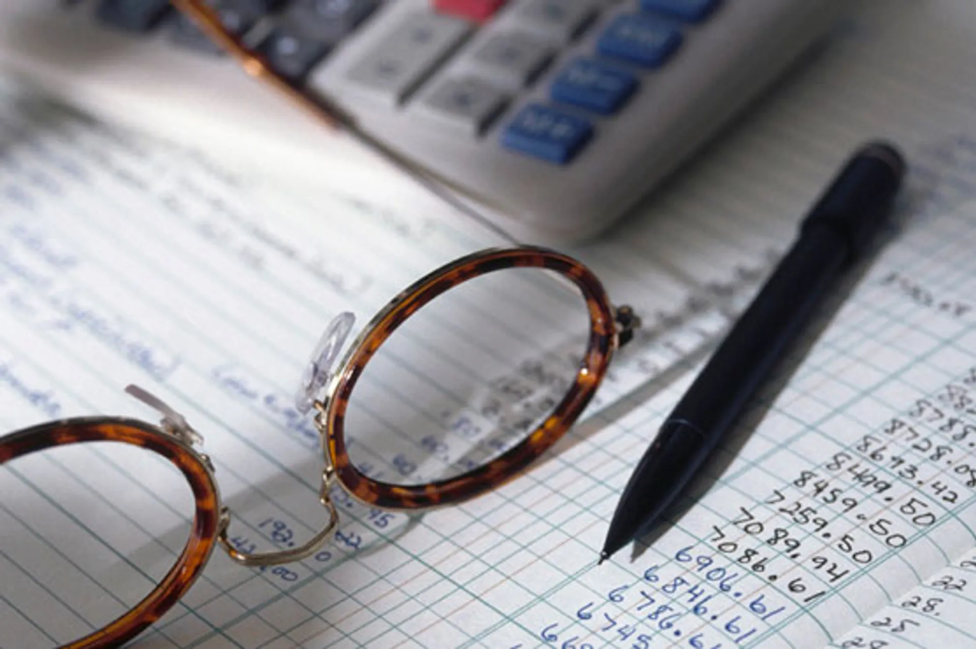 Капитал - Больше всех получают финансисты и страховщики